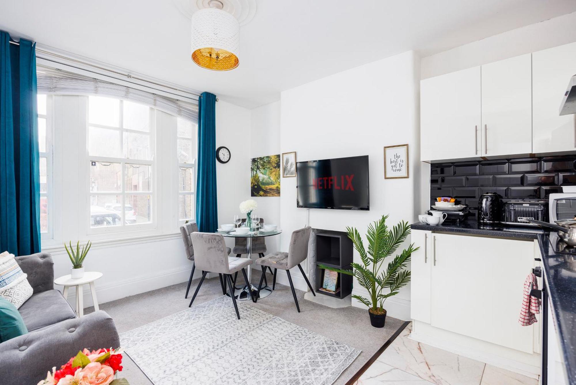 London Bridge 2 Bed Apartment - Sleeps 3 Bagian luar foto